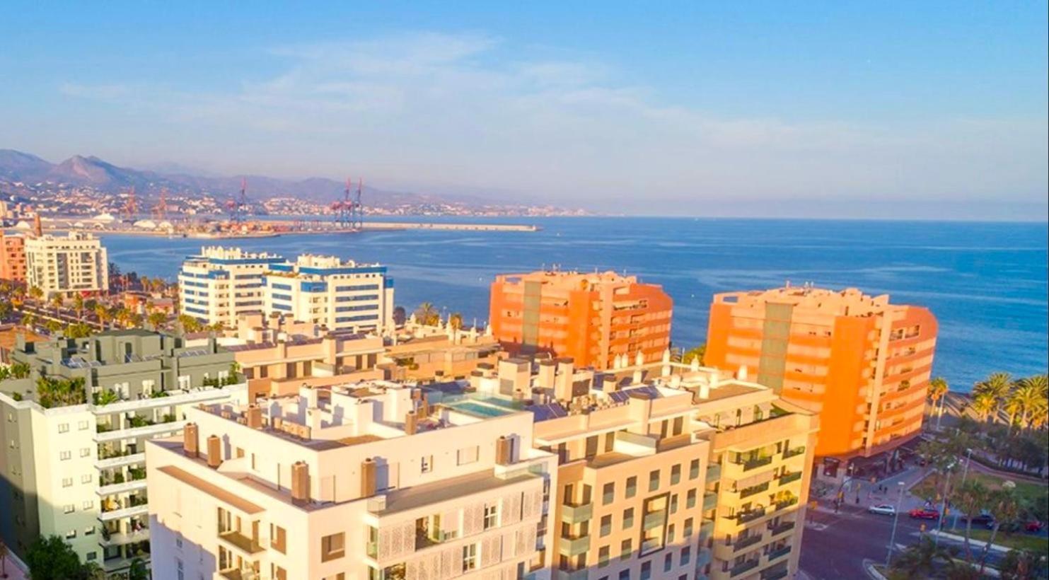 Alma Malaguena -frente Al Mar Apartment Málaga